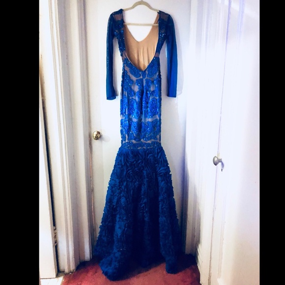 Royal Blue Prom Dress ! - Picture 4 of 4